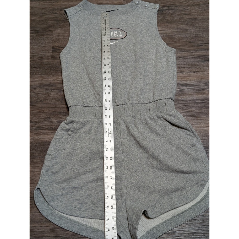 Nike Womens Heather Gray Sleeveless Athletic Romper Jumpsuit Snap Shoulder Small - Picture 3 of 6